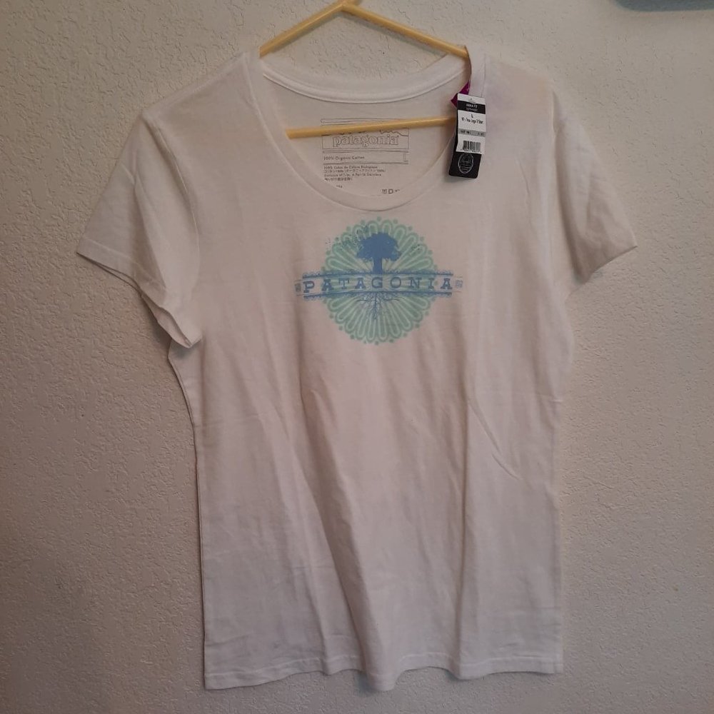 Women's Tree Logo Patagonia T-Shirt
